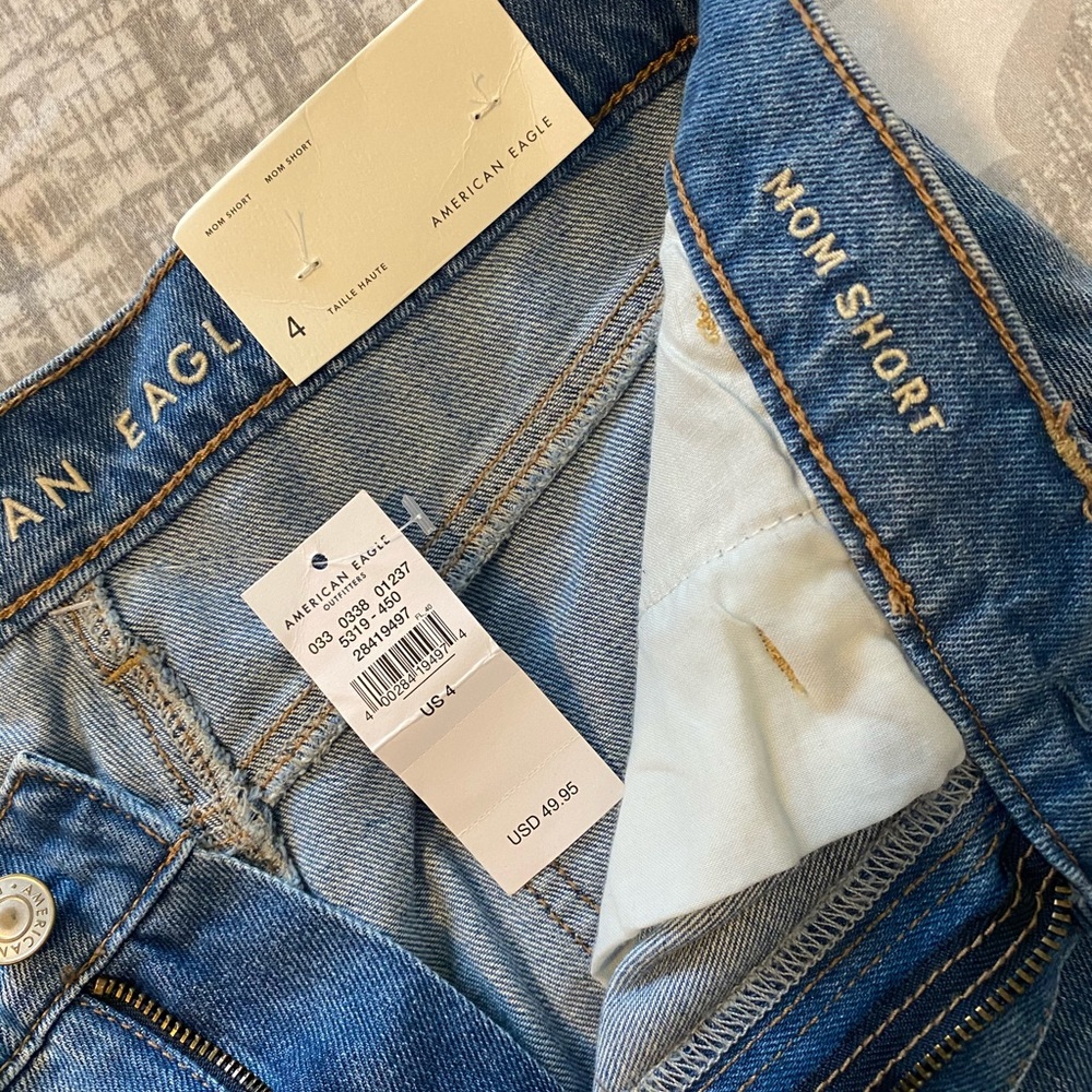 American Eagle mom jean shorts - Picture 4 of 5
